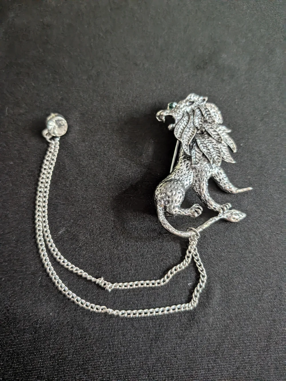 Silver Lion Rhinestone Brooch Pin with Safety Chain